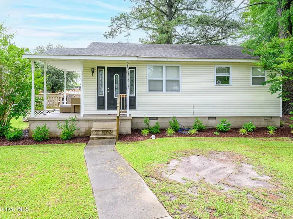 918 Meadows Street, New Bern, NC 28560