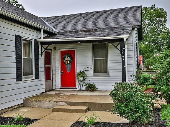 3rd image of 3463 Wayne Ave