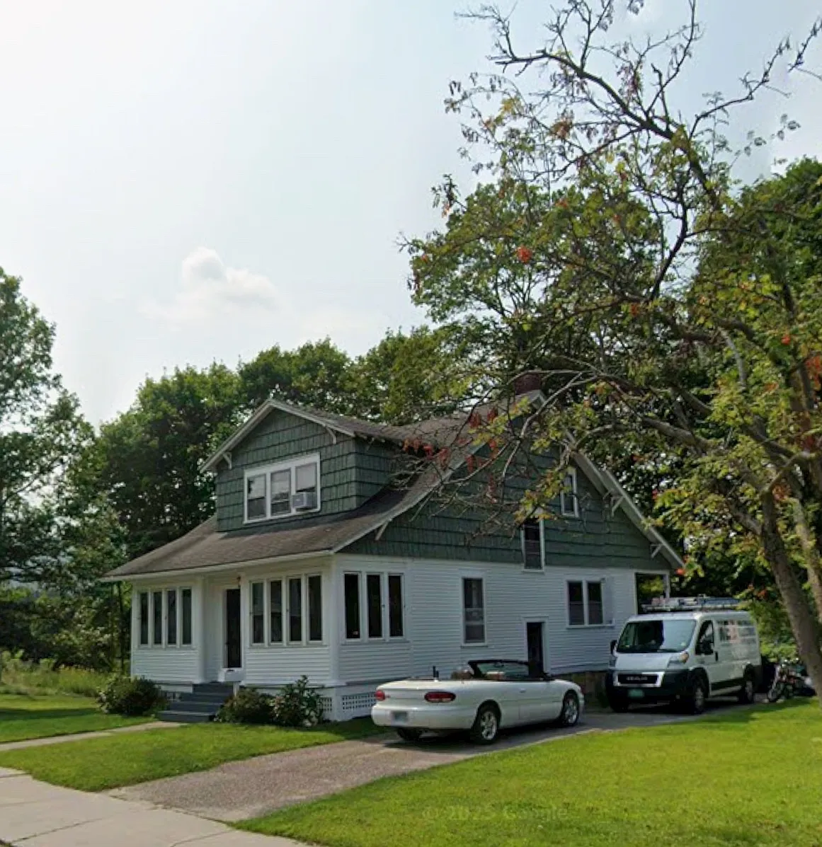 Building Photo - 165 S Main St