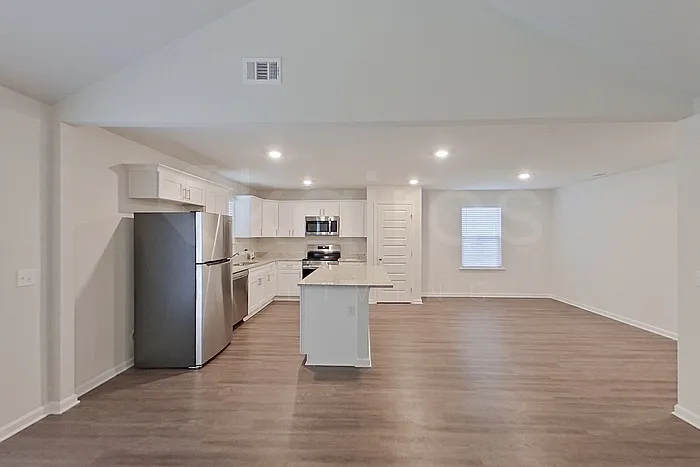 114 Western Red Cedar Dr — Photo 6