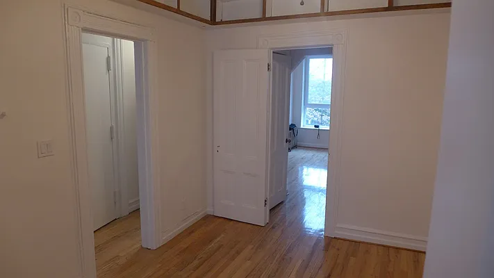 Rented by Garfield Realty  | media 31