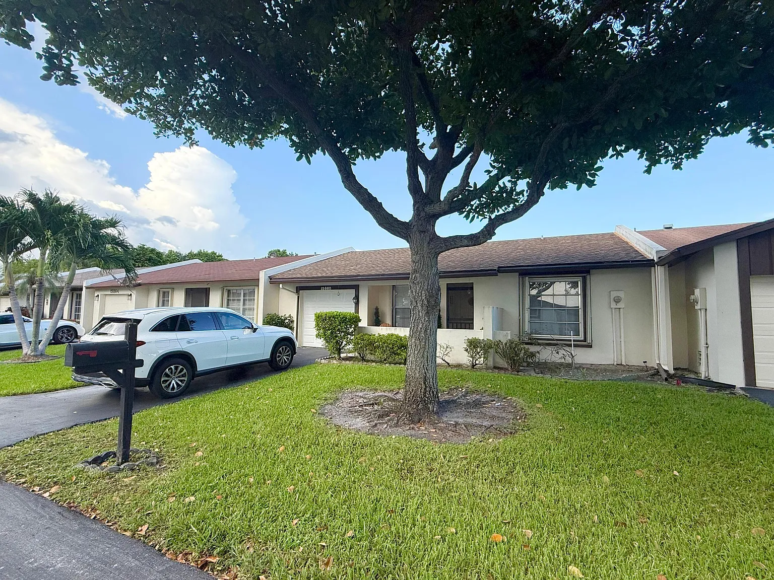 2 bed, 2.0 bath, 1112 sqft, $2,450 — Photo 2