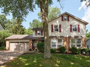 5837 White Pine Dr, Saint Louis, MO