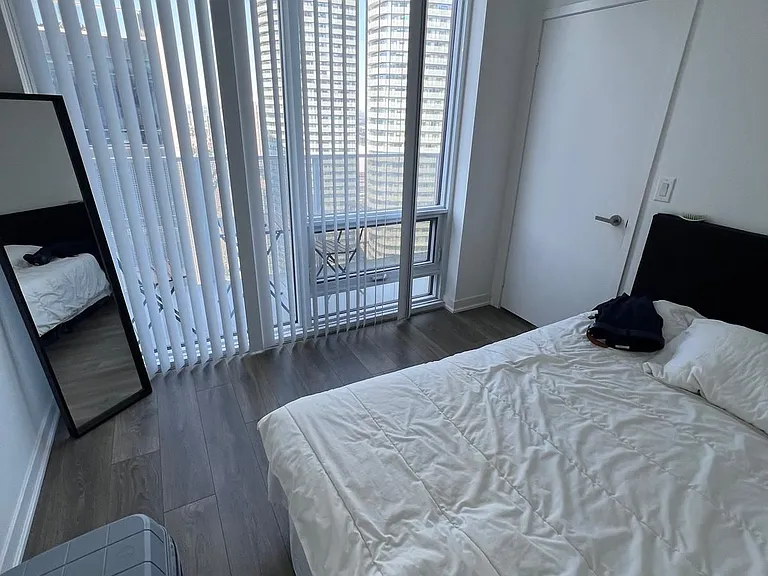 100 Harbour St #4601 — Photo 6