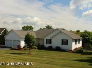 2417 Old Oregon Trl, Pulaski, VA 24301