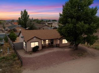 235 W Granada Dr, Paulden, AZ 86334