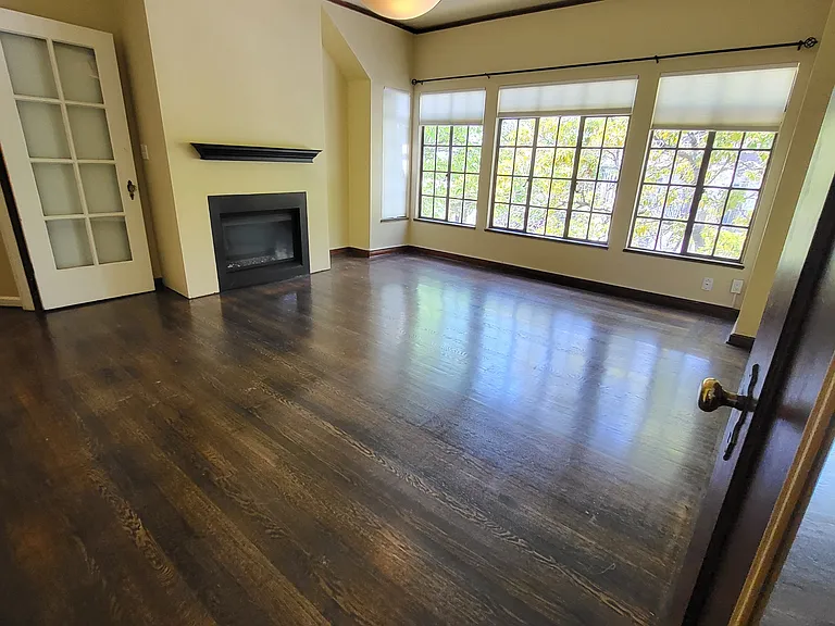 2320 Le Conte Ave #4 — Photo 6