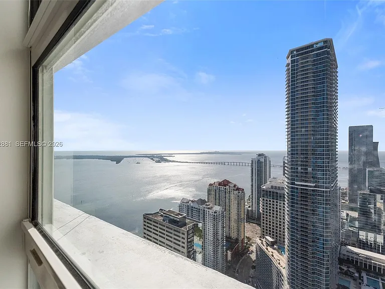 950 Brickell Bay Dr #5507 — Photo 1