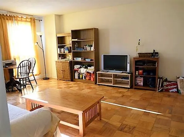 77 Pond Ave APT 308, Brookline, MA 02445