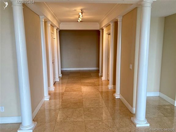 4th image of 3740 NE Indian River Dr