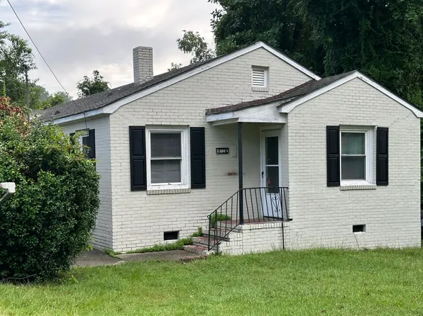 2106A Elvira St, Fayetteville, NC 28303