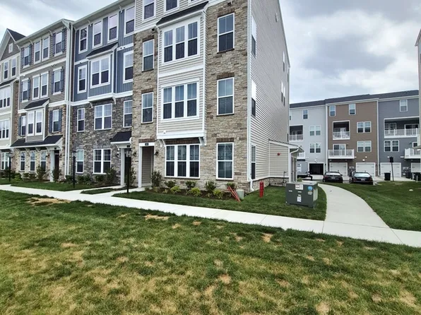 648 Brookwood Glen Ter, Allen, VA