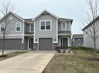 1506 NE Erin Ct, Grain Valley, MO 64029