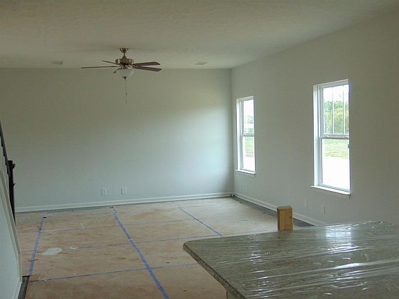 Open floor plan with laminate all down