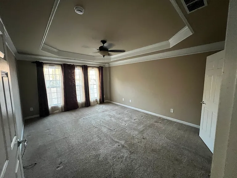 906 Idlewood Dr — Photo 14