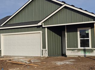 1005 Spring Creek Rd, McPherson, KS 67460