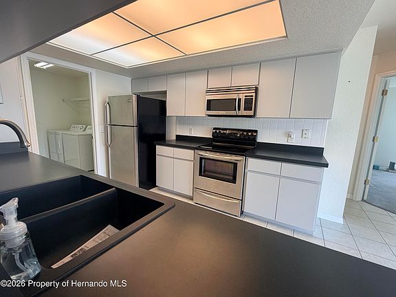 5th image of 3047 Polo Ln
