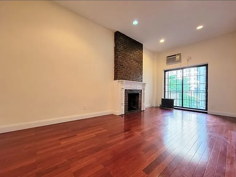 161 W 95th St #3Y — Photo 1