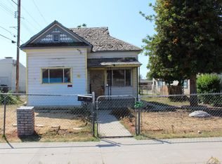 1026 Kern St, Bakersfield, CA 93305