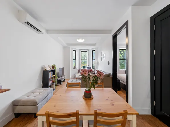 1054 Park Place image 1 of 13