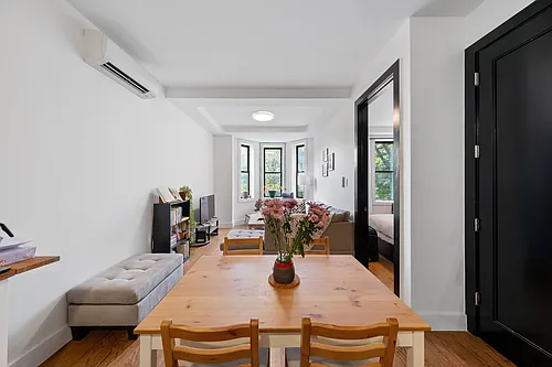 1054 Park Pl #2D Photo 1