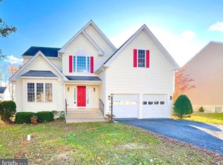 4 Cedarview Ct, Fredericksburg, VA