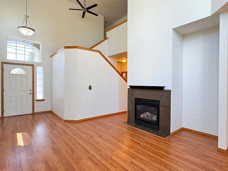 8315 228th St SW #B — Photo 3