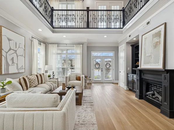 1526 Dewsbury Dr, Murfreesboro, TN 37128