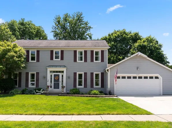2201 Stratingham Dr, Dublin, OH 43016