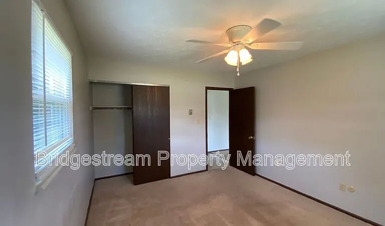 52 Candlewood Ct — Photo 5