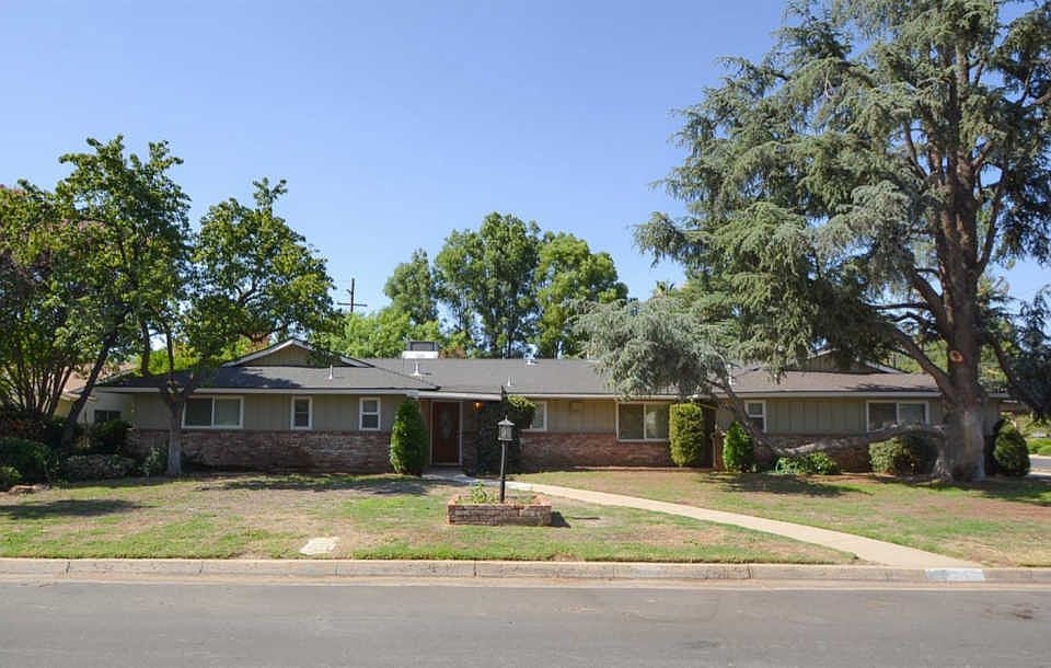 1st image of 214 W San Jose Ave