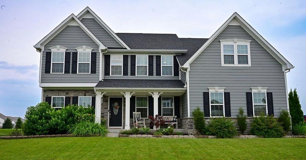 13028 Girvan Way - Property Image