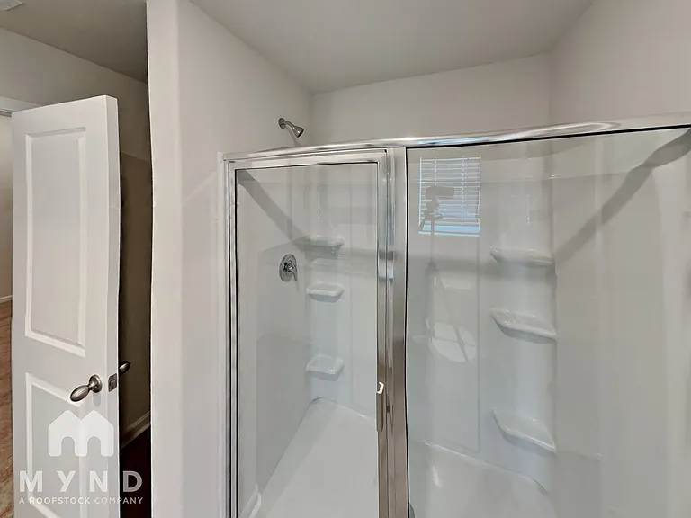 110 Lightning Dr — Photo 12