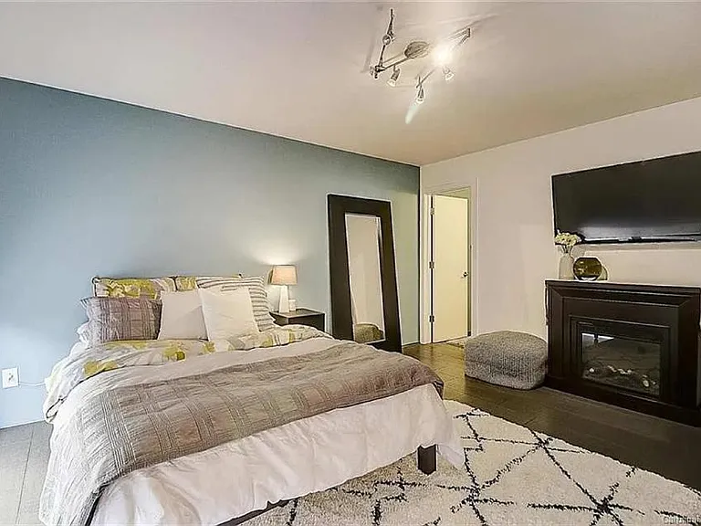 652 Raphael Pl — Photo 14