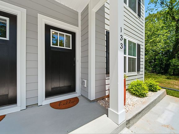 4th image of 133 8th Avenue Dr SE
