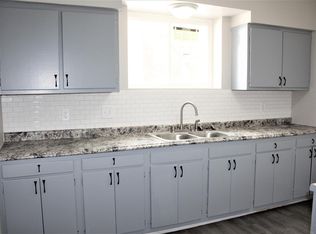 2424 Texel Dr APT 2, Kalamazoo, MI