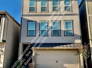 10942 Cannes Memorial Dr, Houston, TX 77043