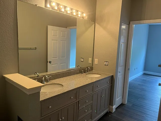 413 Arbor Lakes Cir — Photo 11