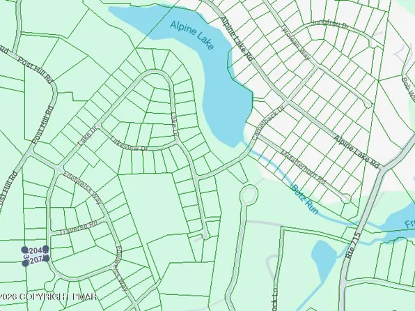 508 Lake Dr, Henryville, PA 18332