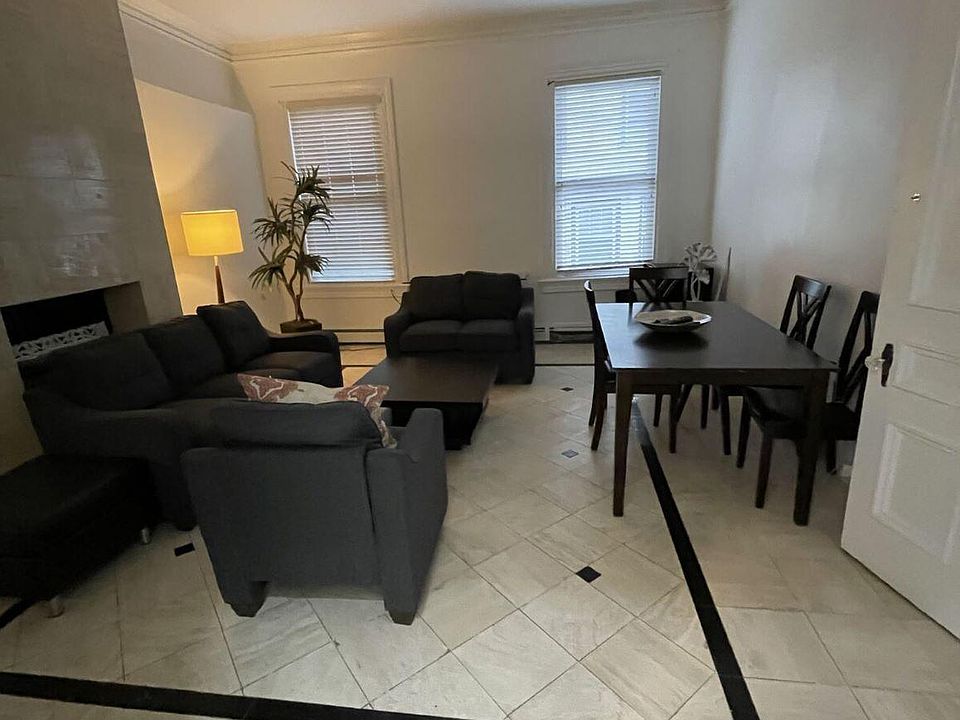 1st image of 110 Waterman St #2B