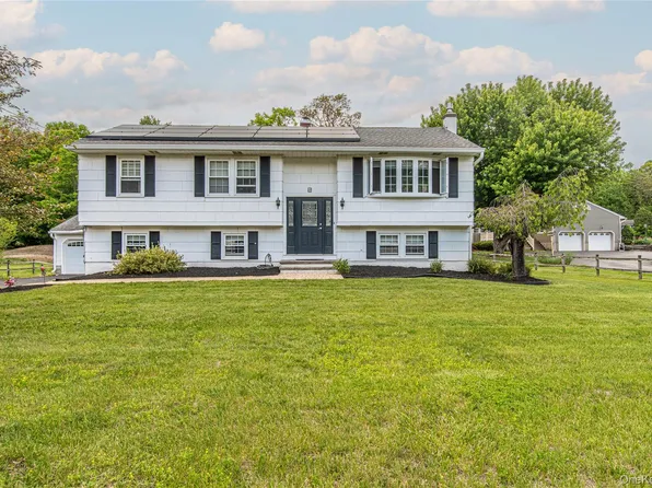 4 Russett Lane, Wappingers Falls, NY 12590