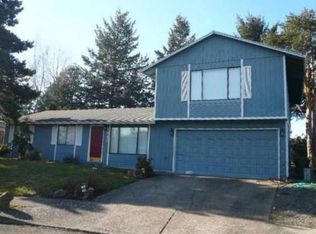 1243 NE Hacienda Ln, Gresham, OR 97030