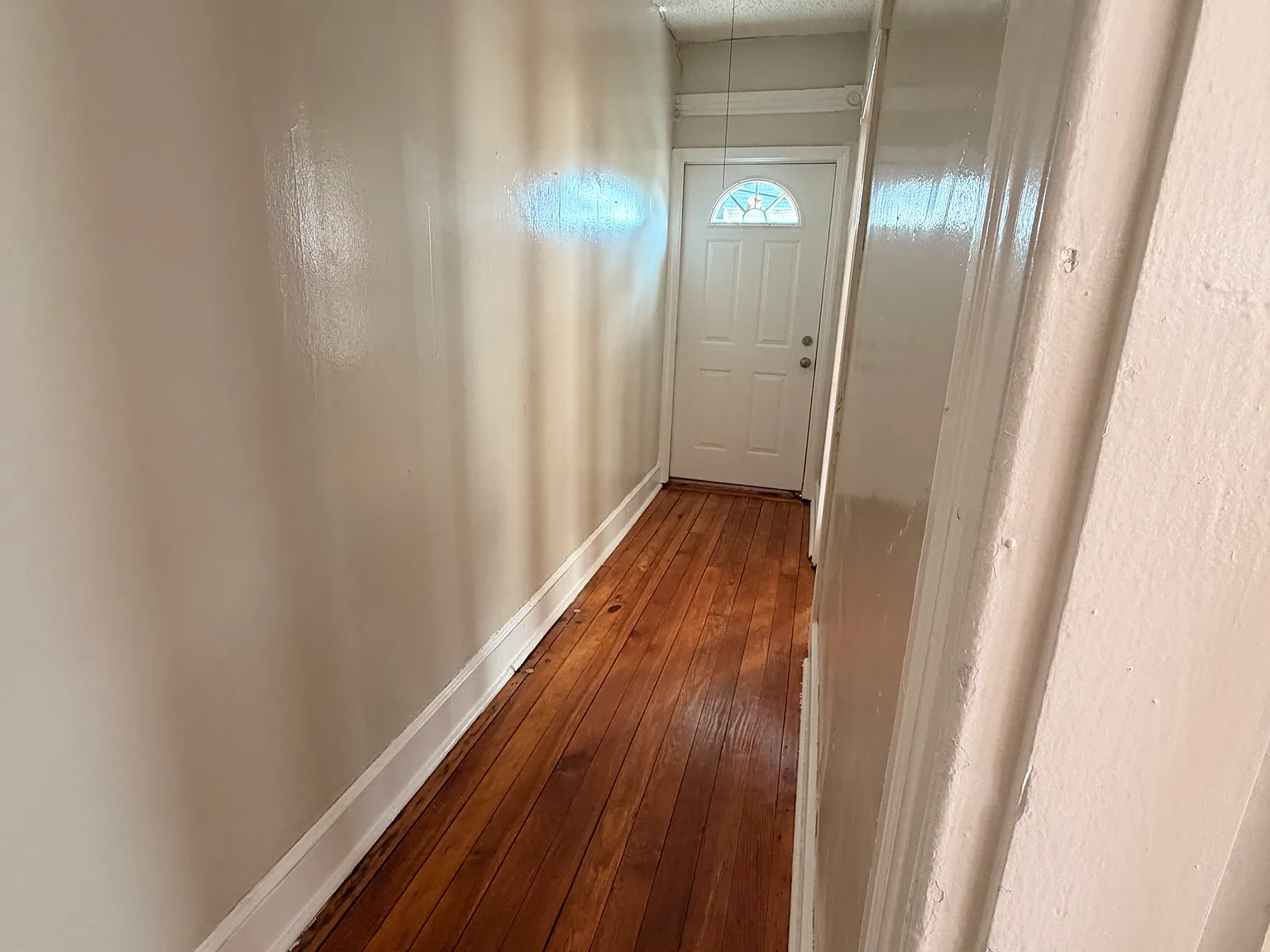 2 bed, 1400 sqft, $1,375 — Photo 4