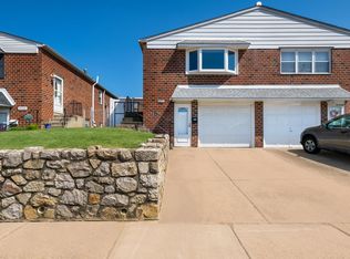 8543 Ridgeway St, Philadelphia, PA 19111