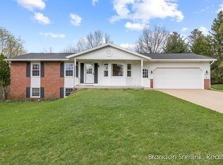 5111 Twelve Mile Rd NE, Rockford, MI 49341