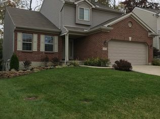 3654 Ridgewood Ave, Cincinnati, OH 45211