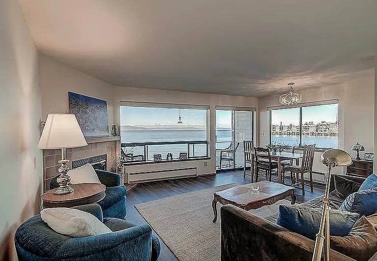 4021 Beach Dr SW #202 — Photo 2