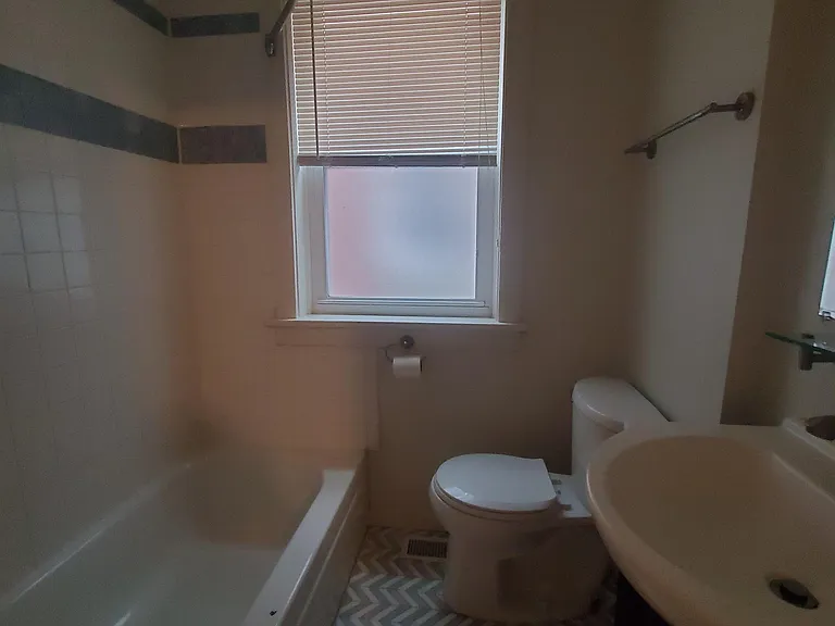 4448 Shaw Blvd #W — Photo 4