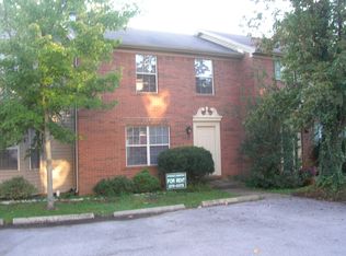 1140 Ashford Ln, Lexington, KY 40515