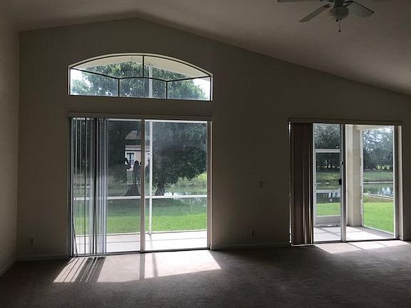 5th image of 552 Calamondin Way SW